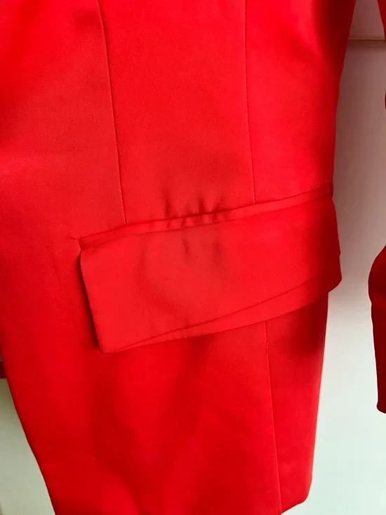 bebe Bright Red Single-Button Ruched-Sleeve Blazer - Picture 3 of 7